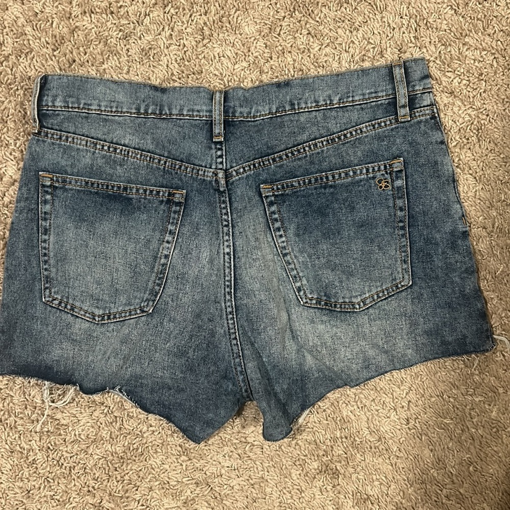 Jessica Simpson shorts - Picture 3 of 3